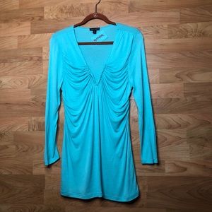 NWT!! WILLI SMITH Deep Ruched V-Neck Top